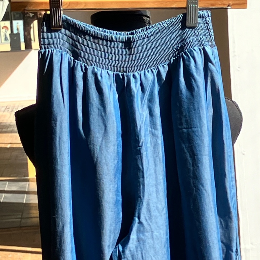 Bebe chambray open leg jogger - Picture 7 of 7
